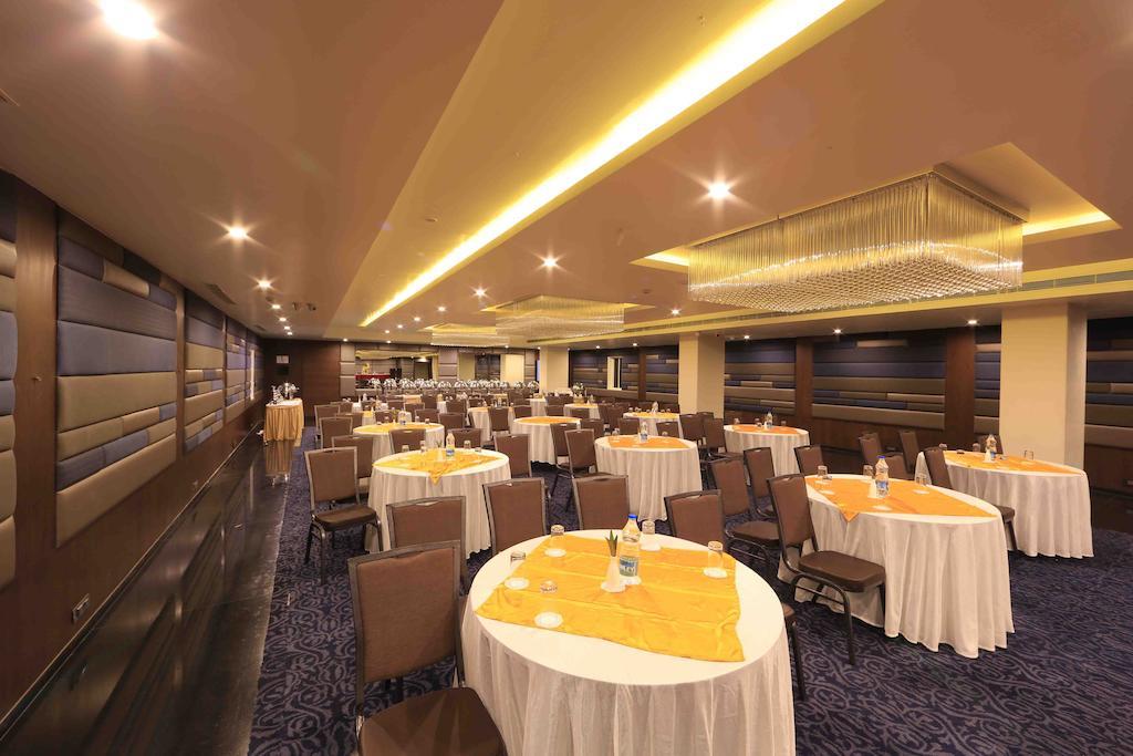 Hotel Regalia Tirupati Exterior photo